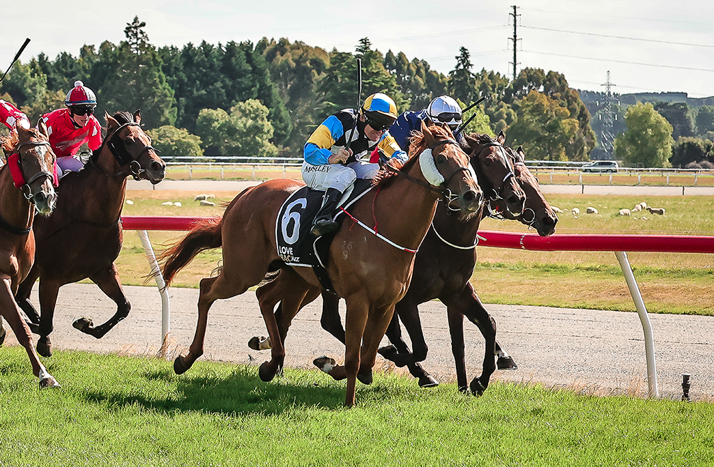 GOLDIE'S CHANCE (Iffraaj x Genealogy)